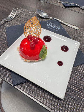 Dôme  de Nouvel An - Marron  Cassis